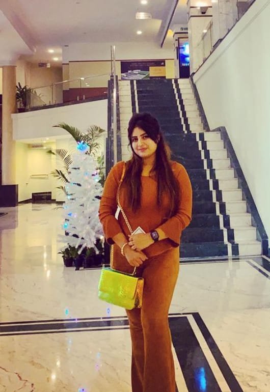 Lucknow call girl service